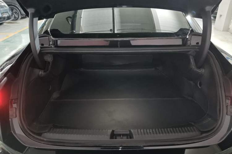 Used Lynk & Co Lynk & Co 10 EM-P 2025 Model 240 Four-Wheel Drive Ultra