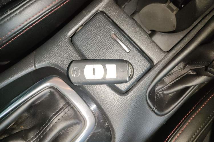 Used Mazda Atenza 2015 2.0L Blue Sky Luxury Edition Vehicle Key