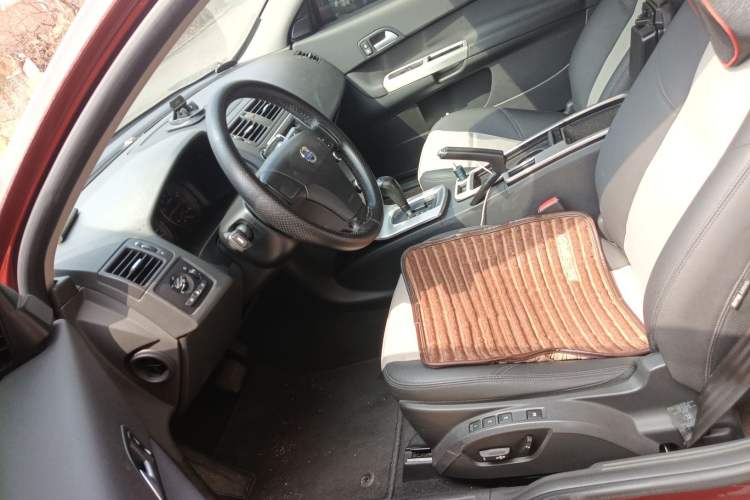 Used Volvo C30 2010 2.0 ZhiShang Version
