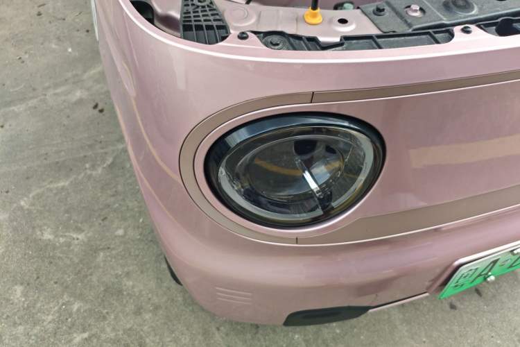 Used Geely Galaxy Panda 2023 Panda Mini 200km Endurance Bear
