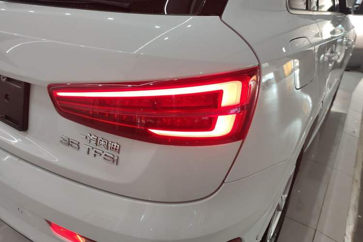 Used Audi Q3 2017 35 TFSI Fashion Model
