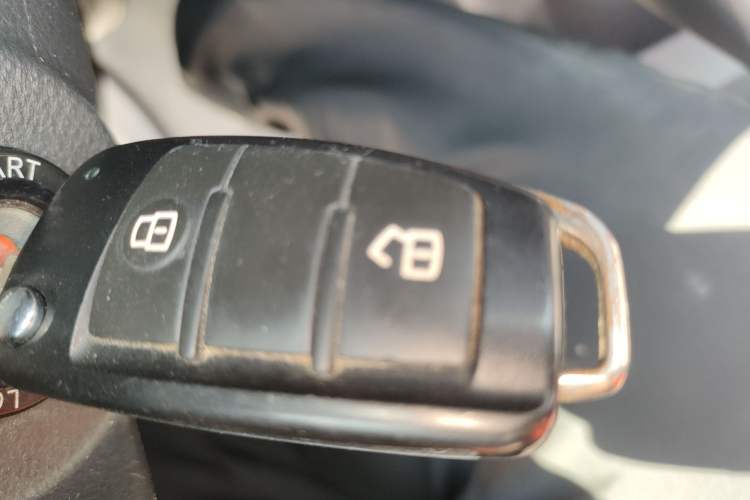 Used JAC Refine M3 2015 Maker Edition 1.6L Luxury Version