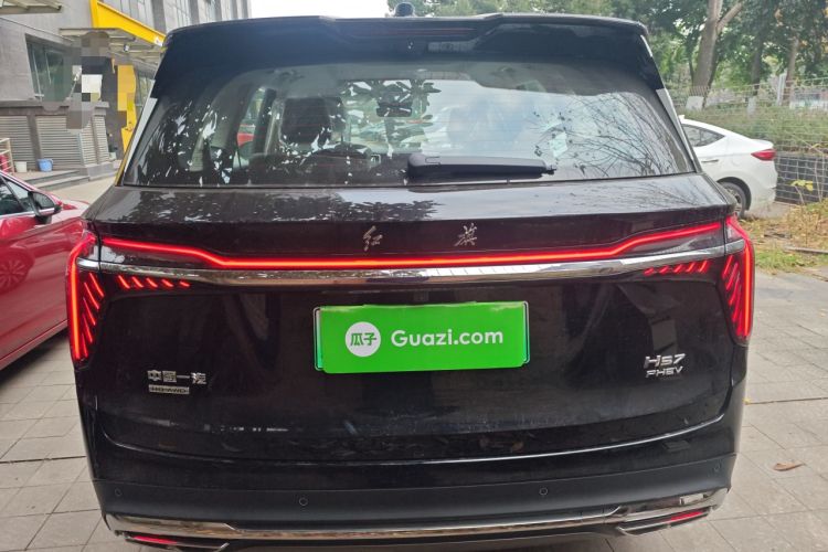Used Hongqi HS7 PHEV 2025 Model 2.0T PHEV Four-Wheel Drive 2 Million Units Commemorative Edition 6-Seater
