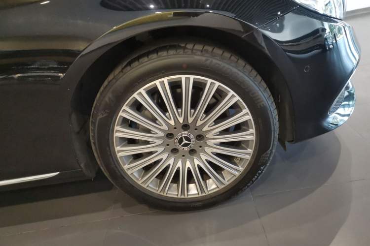 Used Mercedes-Benz E-Class 2020 E 300 L Luxury Model
