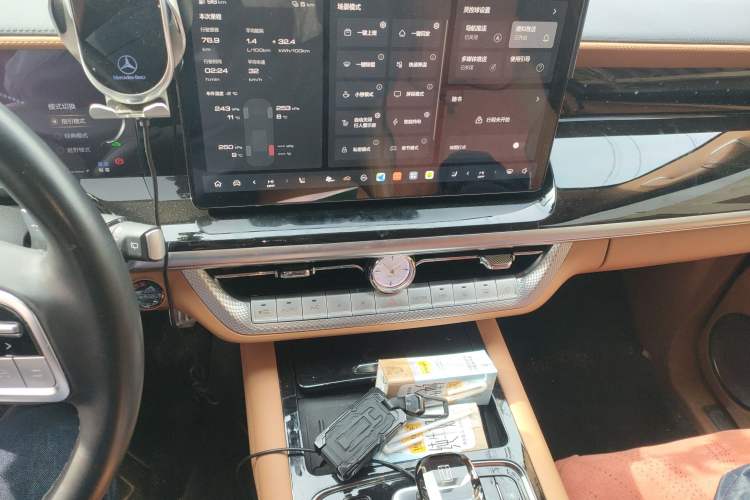 Used Tank 500 New Energy 2023 Hi4-T
