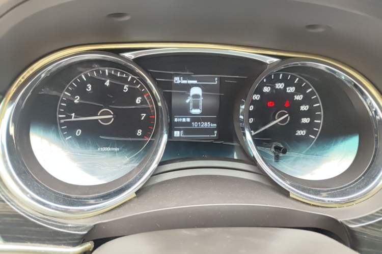 Used Baojun 730 2016 1.5T Manual Comfort Version 7 Seats