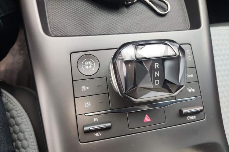 Used BYD Qin PLUS 2025 DM-i Smart Drive 55KM Leading Model
