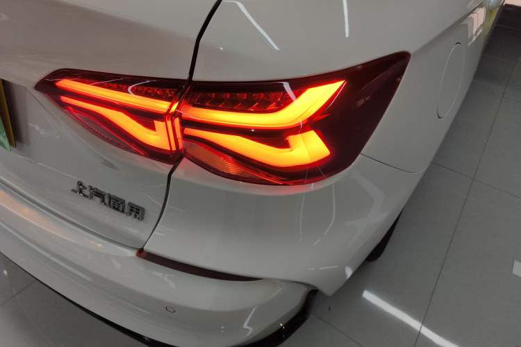 Used Chevrolet Monza 2023 1.5L Dual-Clutch Enjoyment Edition Right Rear Taillight