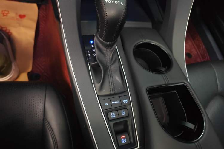 Used Toyota Avalon 2021 2.5L Luxury Edition