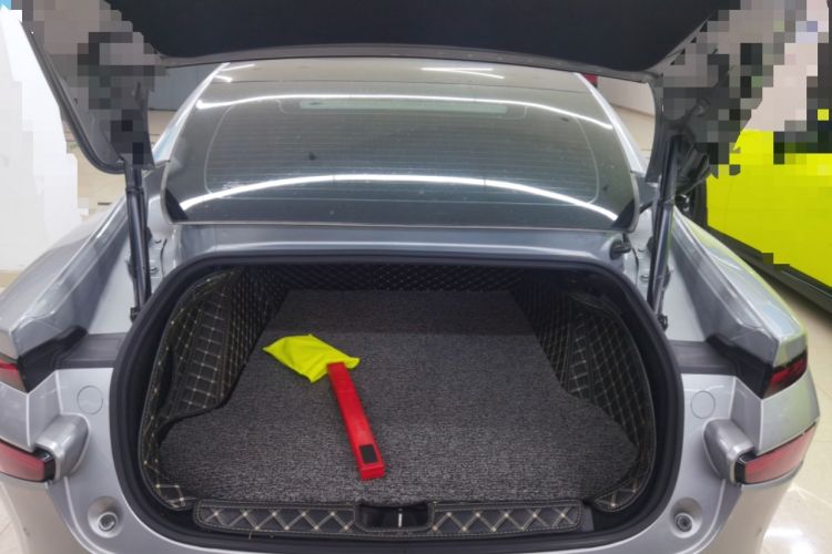 Used XPeng P7 2021 670E Pengyi Edition Trunk