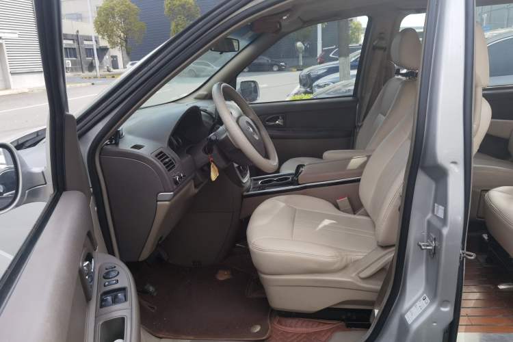 Used Buick GL8 2013 2.4L Comfort Edition Left Front Seat