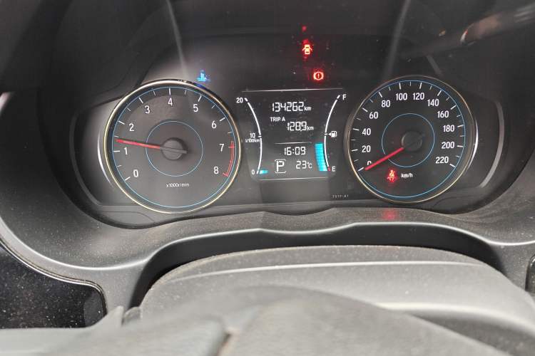 Used Honda Gienia 2017 1.5L CVT Comfort Version
