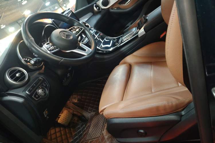 Used Mercedes-Benz GLC 2020 GLC 260 L 4MATIC Dynamic Model Left Front Seat