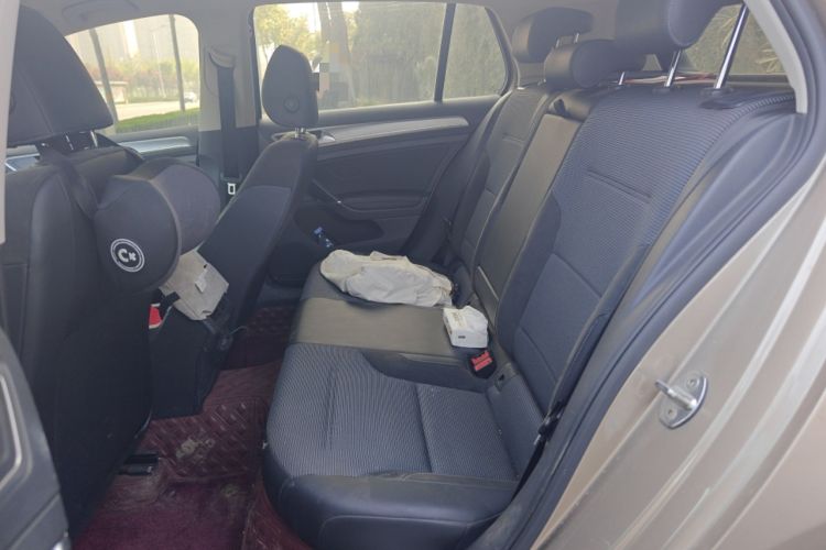 Used Volkswagen Golf 2020 Zhiai Edition 280TSI DSG Comfort Model Left Rear Seat