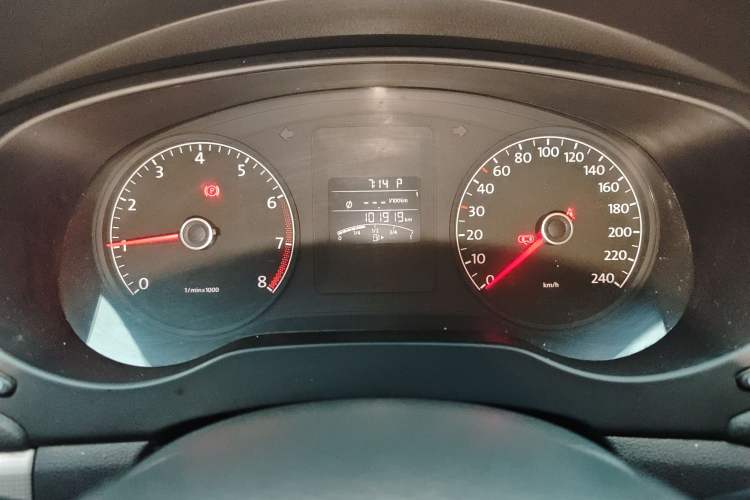 Used Volkswagen Sagitar 2012 1.6L Automatic Comfort Edition
