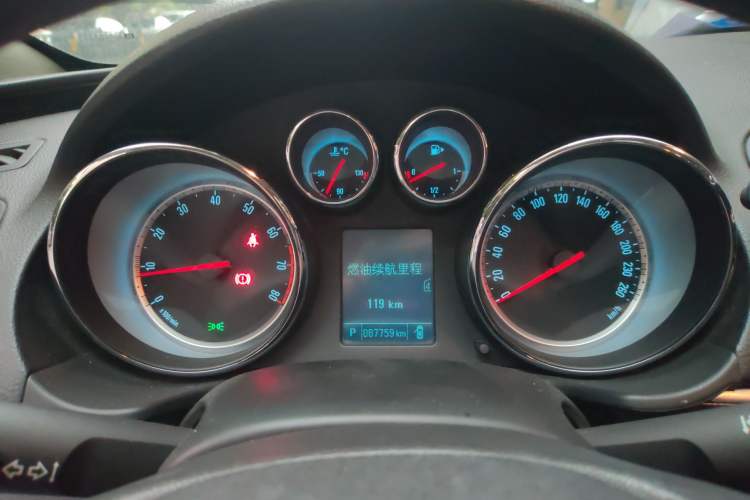 Used Buick Regal 2015 1.6T Leading Technology Model Instrument Cluster