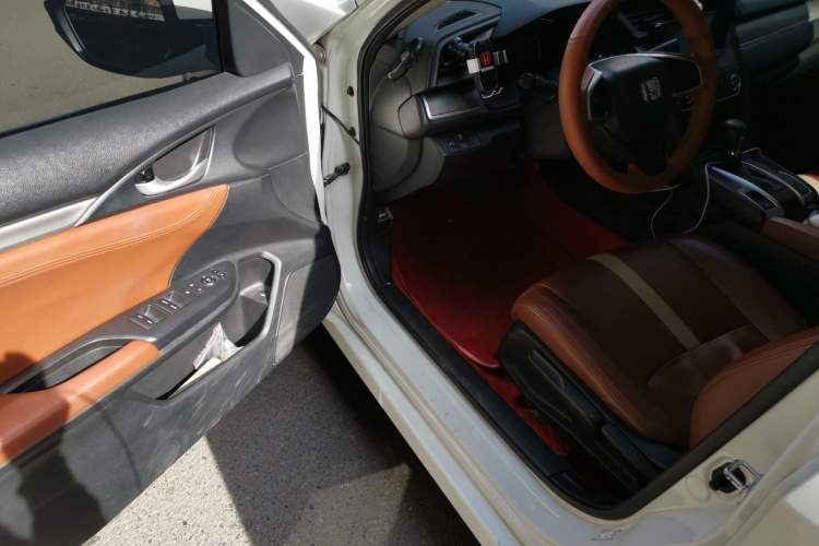 Used Honda Civic 2016 180TURBO CVT Comfort Version Driver Seat