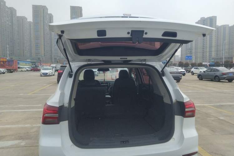 Used Roewe RX5 2016 20T Two-Wheel Drive Automatic Internet Smart Edition