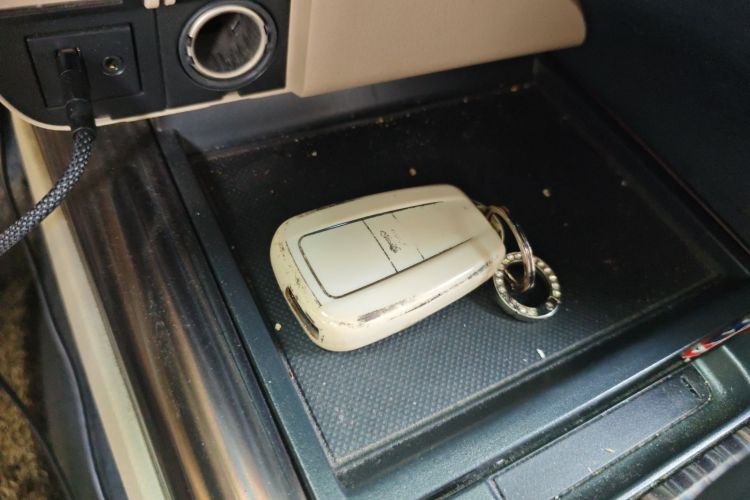 Used Toyota Camry 2019 2.0G Luxury Edition China VI Standard