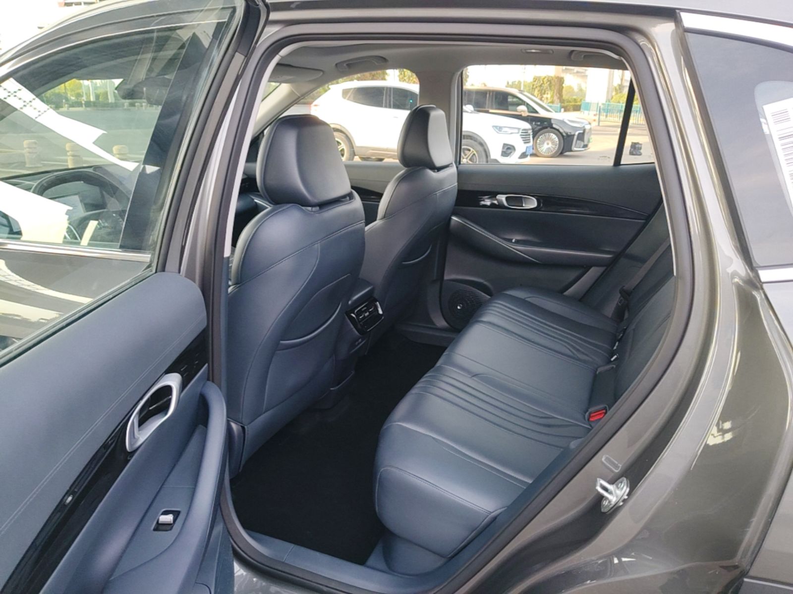 Geely Galaxy E5 2026 Model 610km Exploration+ Edition — снимка 20