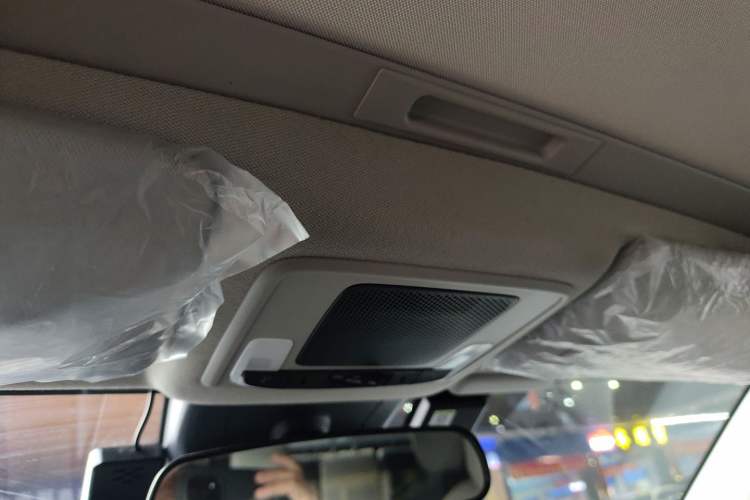 Used Honda Vezel 2023 1.5L CVT Luxury Edition
