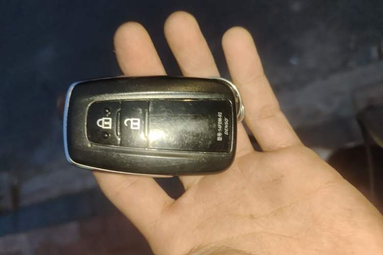 Used Toyota RAV4 2021 2.0L CVT Two-Wheel Drive Prestige Edition