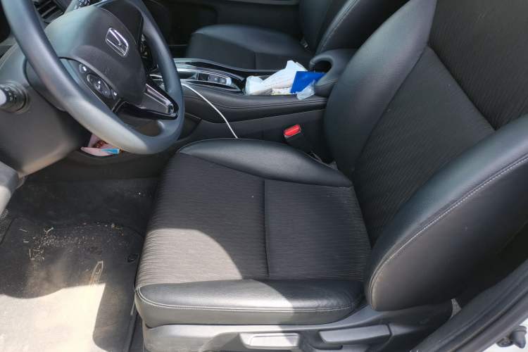 Used Honda Vezel 2020 1.5L CVT Pioneer Edition Left Front Seat