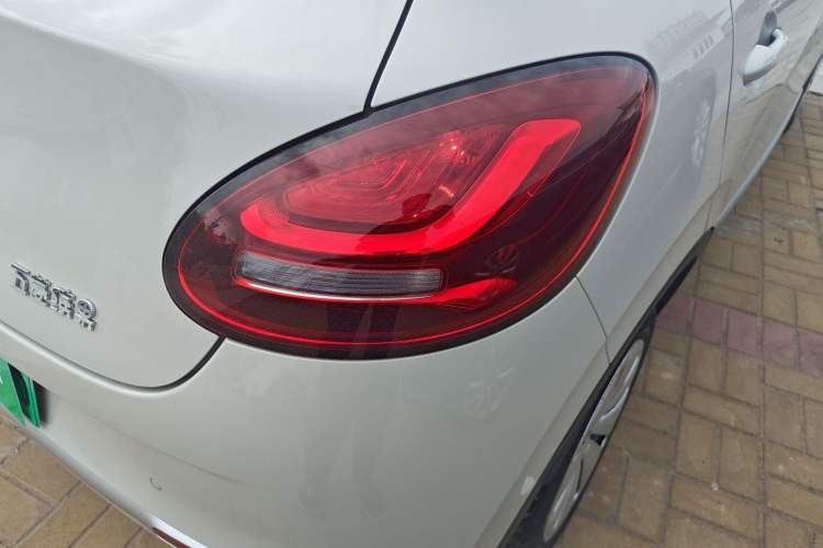 Used Wuling Bingo 2024 203km Light Edition Right Rear Taillight