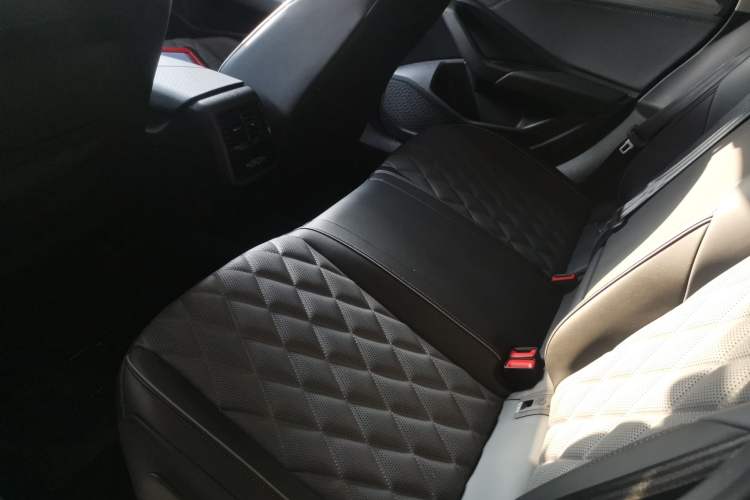 Used Volkswagen Sagitar 2023 300TSI DSG Excellence Edition
