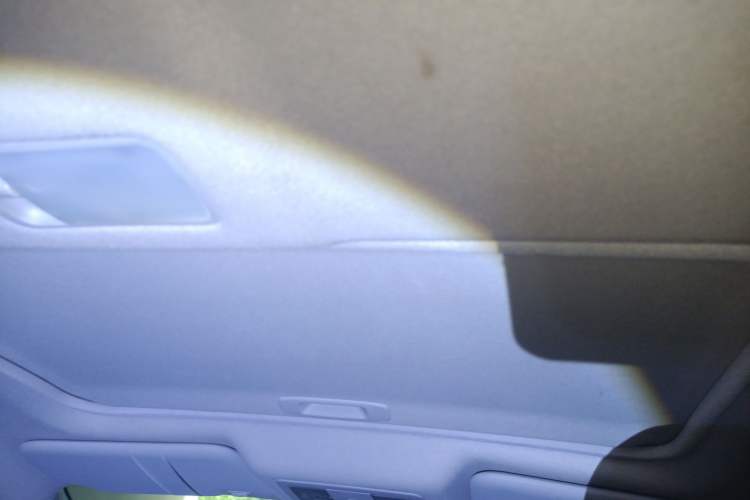 Used Nissan Tiida 2013 1.6L CVT Cool Cafe Edition