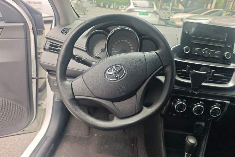 Used Toyota YARiS L Zhi Xuan 2020 X-Trail X 1.5L CVT Leading Edition Steering Wheel