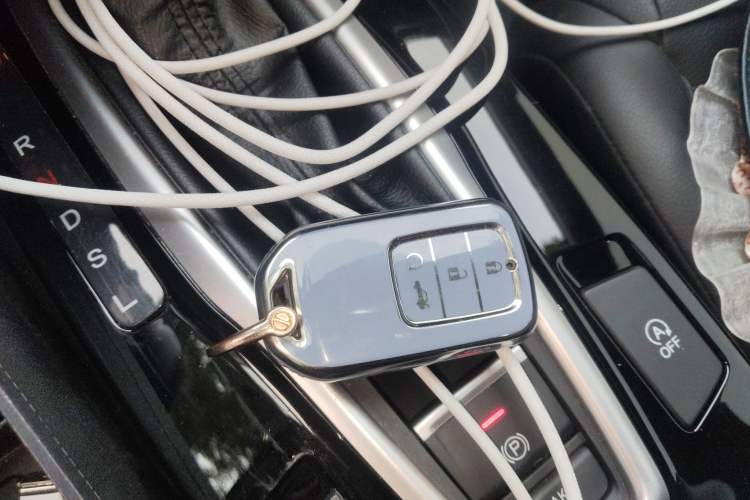 Used Honda Crider 2019 180 Turbo CVT Luxury Edition China VI Emission Standard Vehicle Key