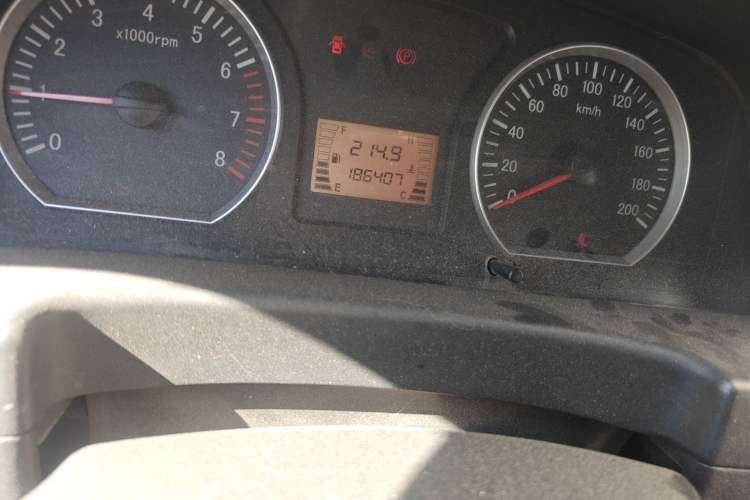 Used FORTHING Lingzhi 2015 M3 1.6L 7-Seater Comfort Model