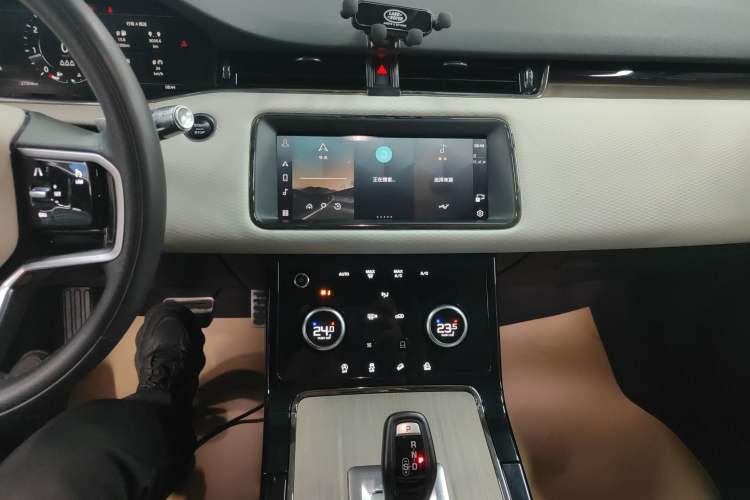 Used Land Rover Range Rover Evoque 2021 Range Rover Velar 249 PS R-Dynamic S Performance Edition
