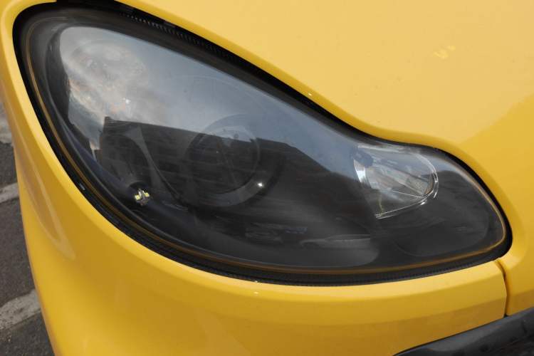 Used smart fortwo 2013 1.0 MHD Hardtop City Ranger Special Edition Right Front Headlight