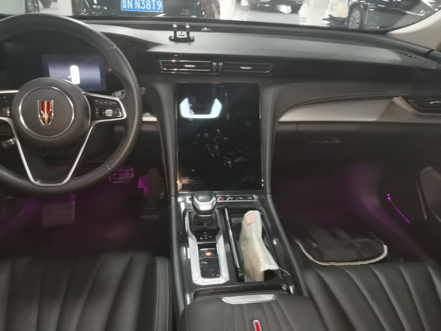 Hongqi H5 2024 1.5T DCT Smart Connect Flagship Edition - Chinese Trim Yun — снимка 15