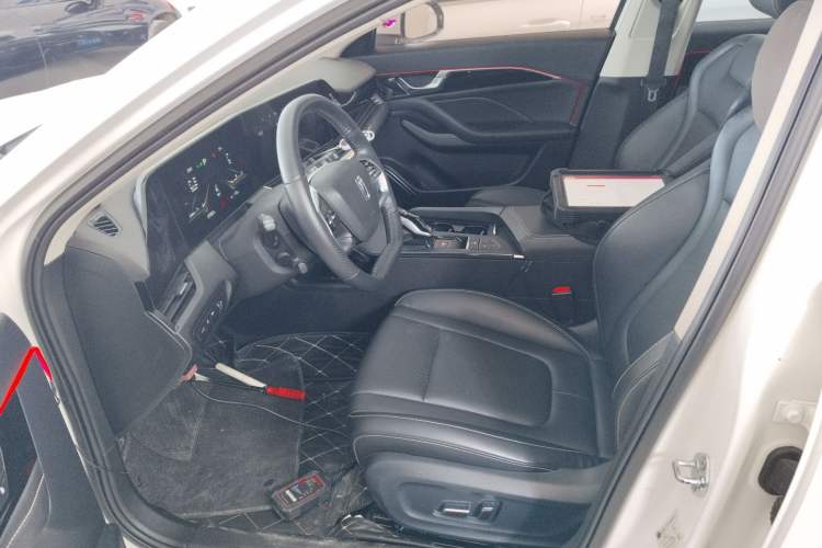 Used Bestune B70 2022 Third Generation 1.5T Automatic Enjoyment Version Left Front Seat