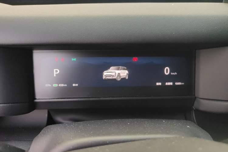 Used iCAR 03T 2024 520km Two-Wheel Drive Long-Range Version Instrument Cluster