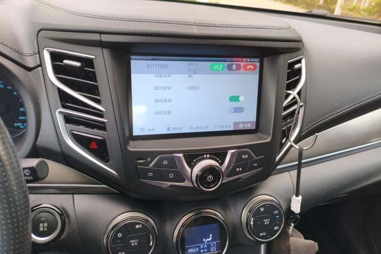 Used BYD Song New Energy 2017 Song EV300 Prestige Model Audio And AC Panel