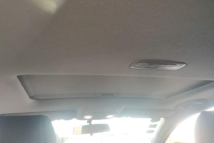 Used CHANGAN Eado 2019 High-Energy Edition 1.6L GDI Automatic Pioneer Model China VI Standard
