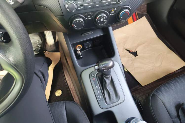 Used Kia K3 2015 1.6L Automatic GL
