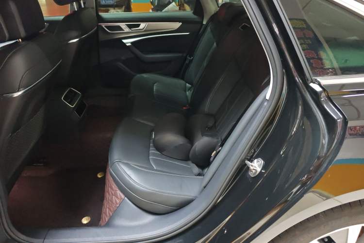 Used Audi A6L 2024 45 TFSI Prestige Elegant Edition
