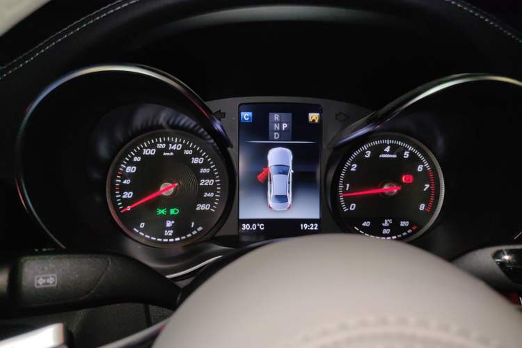 Used Mercedes-Benz C-Class 2017 Facelift C 200 L Sport Edition Instrument Cluster