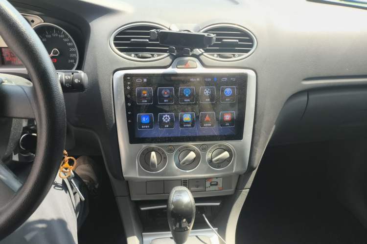 Used Ford Focus 2013 Hatchback Classic 1.8L Automatic Base Model