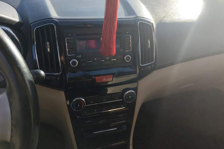 Used Chery E3 2013 1.5L Manual Fashion Model