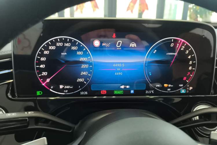 Used Mercedes-Benz E-Class New Energy 2024 E 350 e L Plug-in Hybrid Sedan
