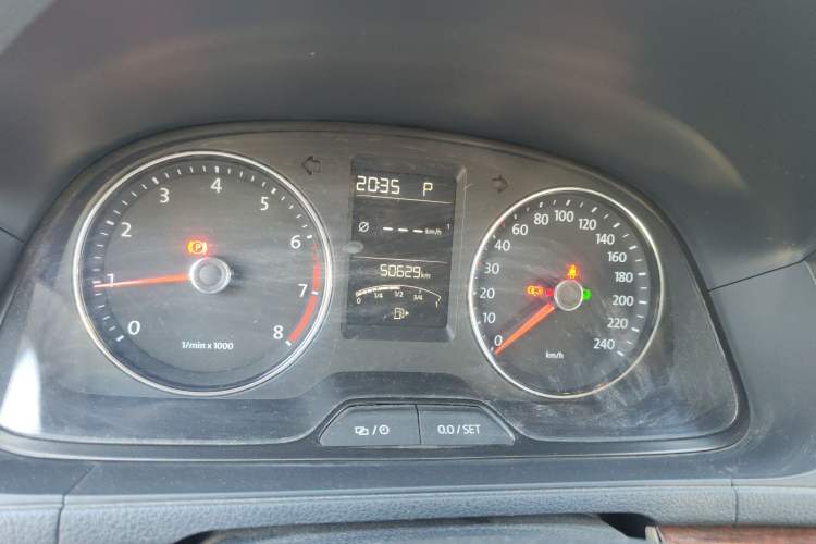 Used Volkswagen Lavida 2013 Restyled Classic 1.6L Automatic Comfort Edition
