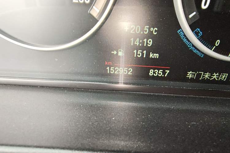 Used BMW 5 Series 2011 523Li Luxury Model Odometer Close Up