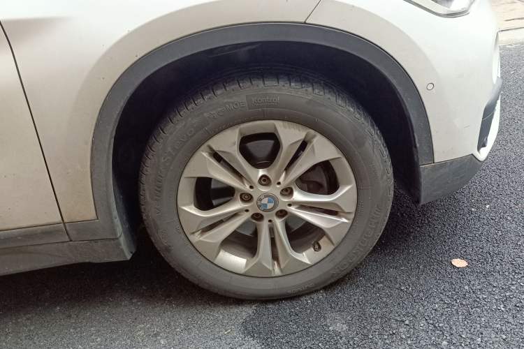 Used BMW X1 2016 sDrive18Li Premium Edition