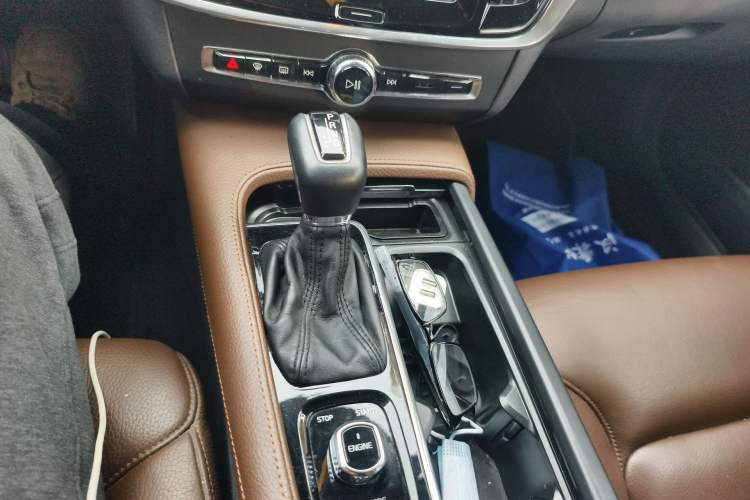 Used Volvo S90 2017 T4 Zhiyuan Edition